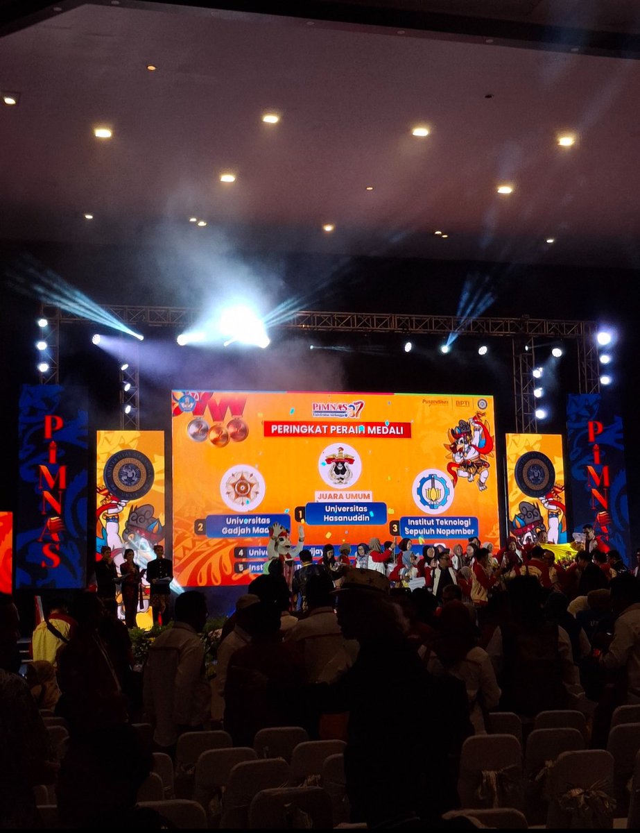 Selamat datang Piala Adikarta ke rumah baru di UH!