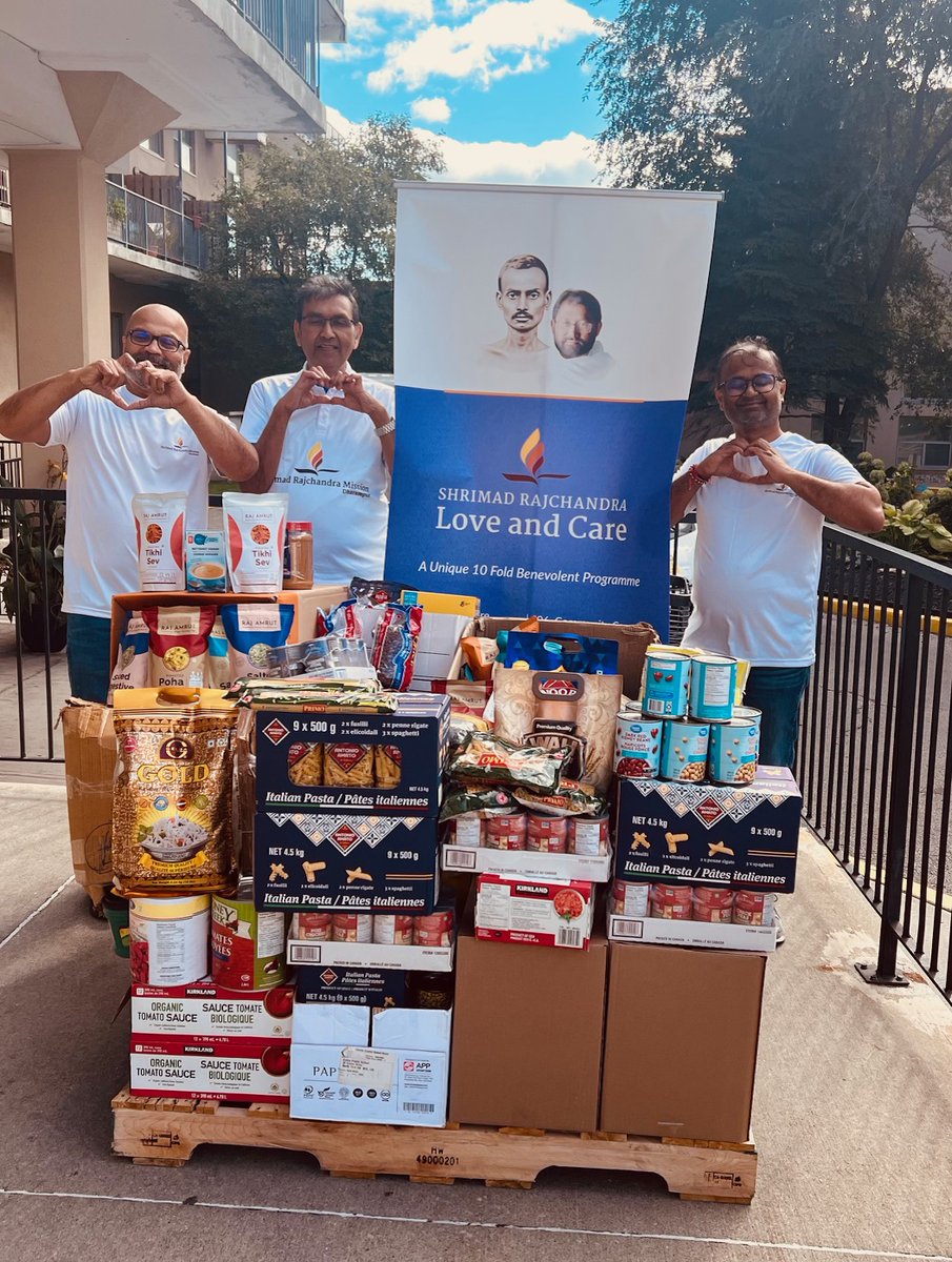 SAWC_TORONTO's tweet photo. Thank you, @SRMDharampur, for your generous donation to our foodbank. The Diwali season will be so much brighterr! https://t.co/6SQ9TM7TfF