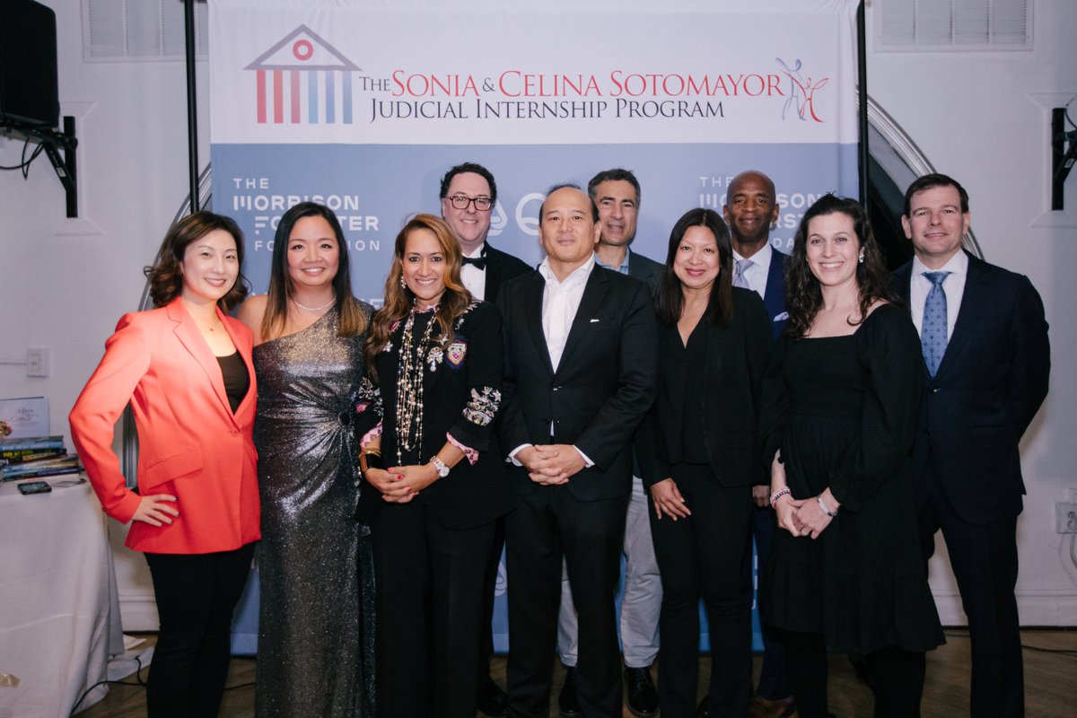SCSJIProgram's tweet photo. ✨Thank you to everyone who joined us Wednesday night to celebrate 10 years of the Sotomayor Program✨

Since 2014, we’ve grown from supporting the dreams of 17 students to servicing a full pipeline program with over 1,000 esteemed alumni.
#futureleaders #diversitypipeline https://t.co/K0e5ZNBJSv