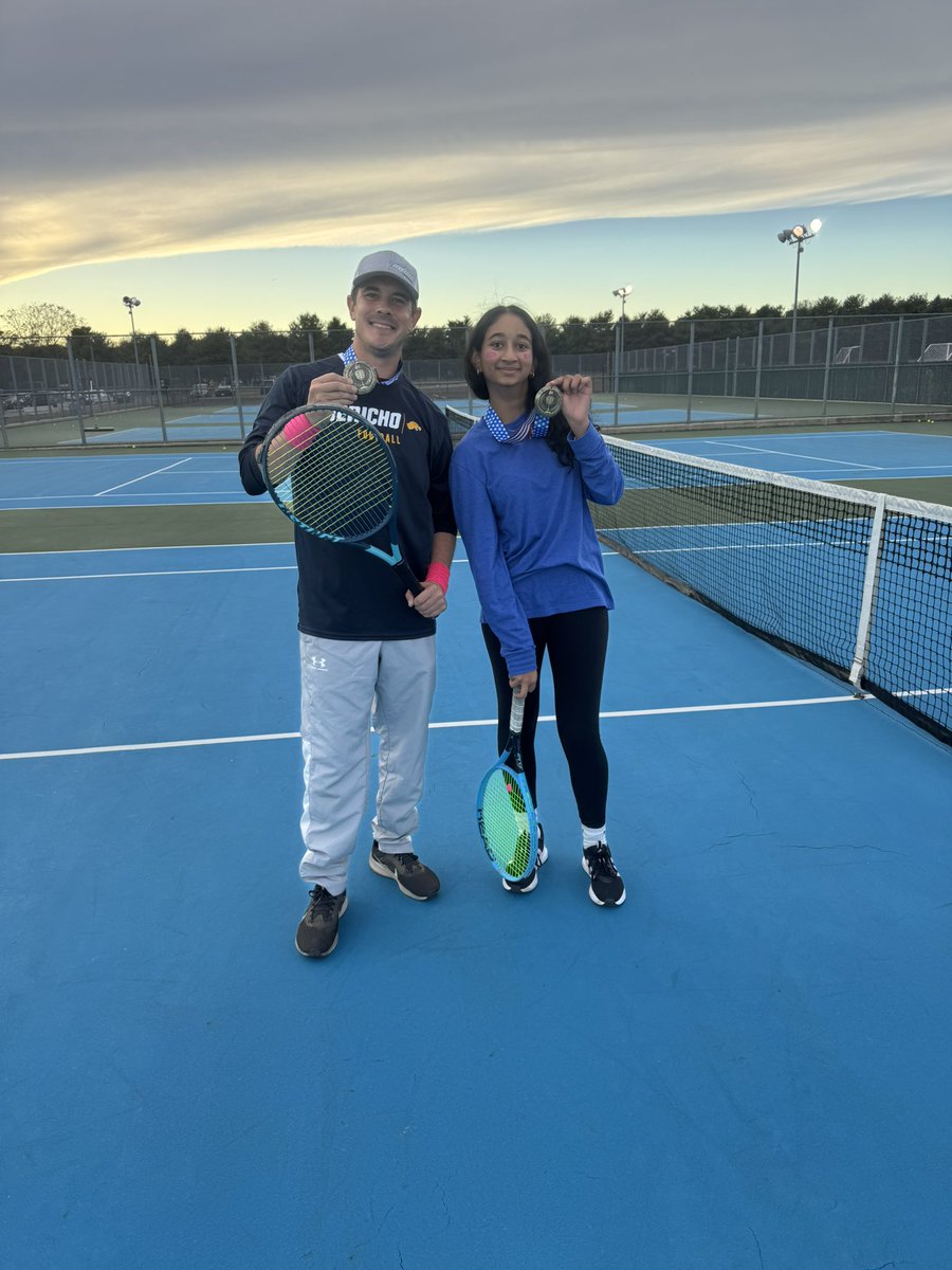 Year 2 of Tennis with the Teachers was a fantastic fundraiser! Huge thanks to everyone who donated and came out to support. Congrats to Vanshika and our reigning teacher champion, Mr. Engelke! 🎾