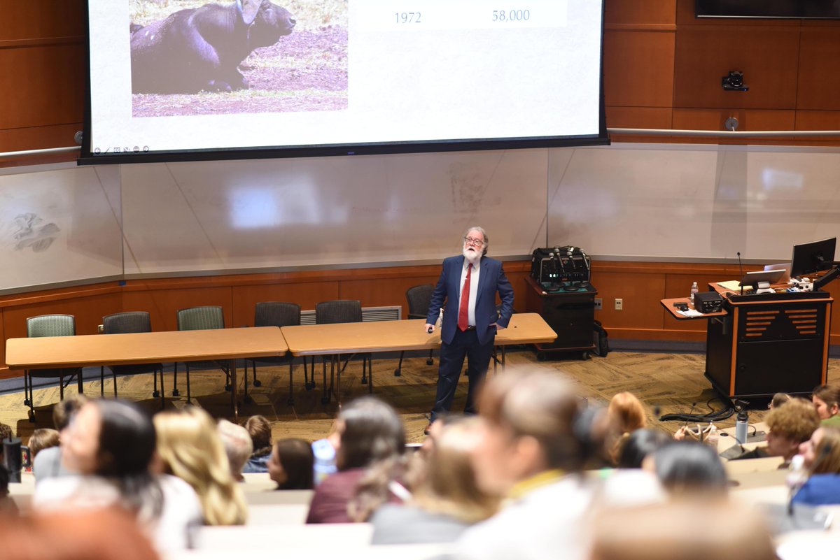 Earlier this month, nearly 500 Wisconsin scientists gathered at MCW for the inaugural Wisconsin Science Education and Research (WiSER) Conference!

Hosted by the WiSER Consortium in collaboration with MCW, the conference gave students, fellows, and faculty from 32 different