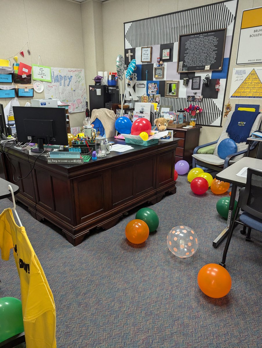 It's been a long, short week but I'm so grateful for my PGE Family. I am blessed to work with incredible educators. Thanks for the nice notes, lunch, flowers and more! #bossday