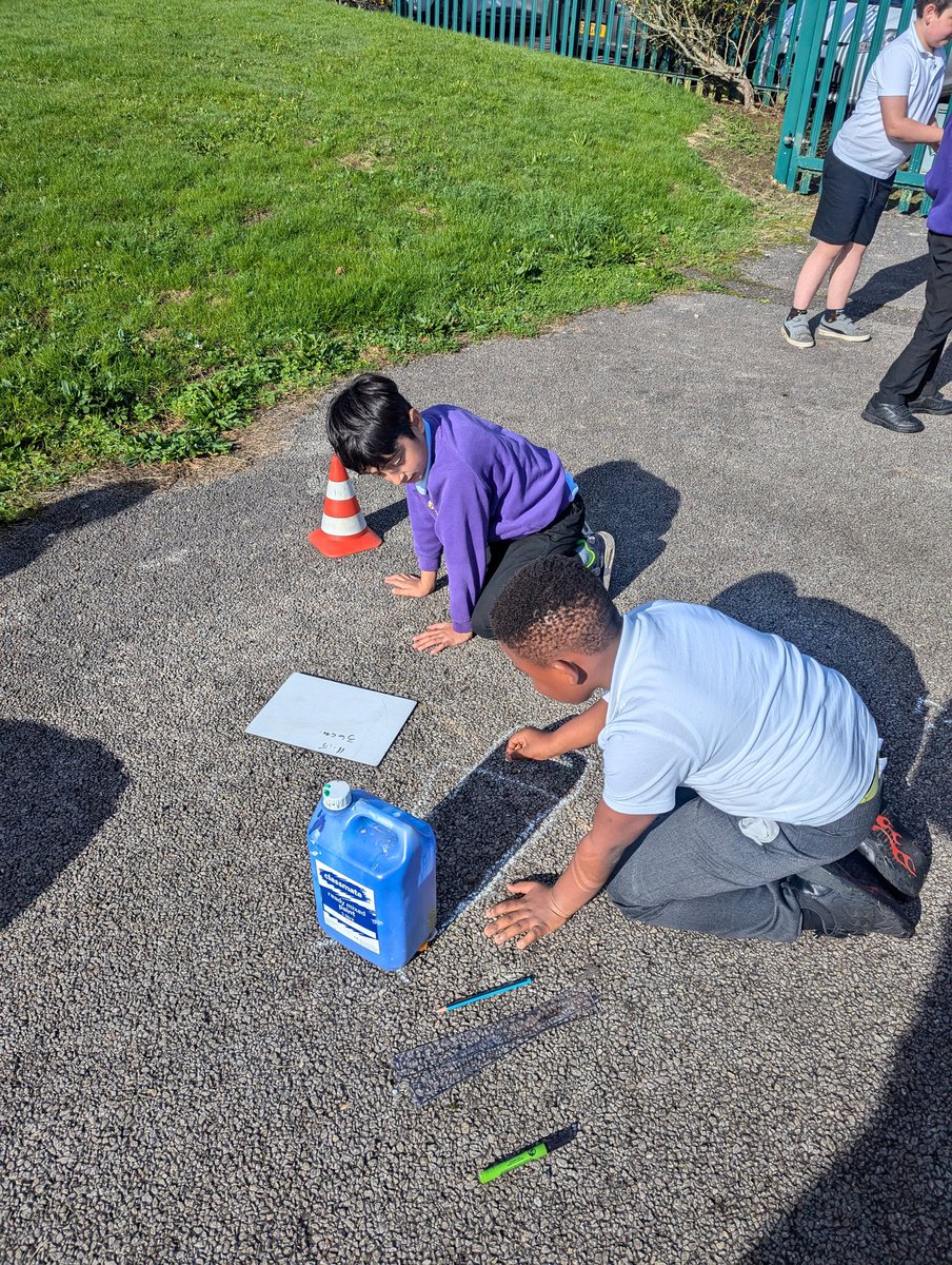 ivingswood's tweet photo. Today Year 3 carried out an investigation to see how a shadow changes throughout the day. We really enjoyed going outside every hour to check on our shadows! Afterwards we wrote up our investigation - great work Year 3! #outdoorlearning #eduscience https://t.co/OU9HtGaE25