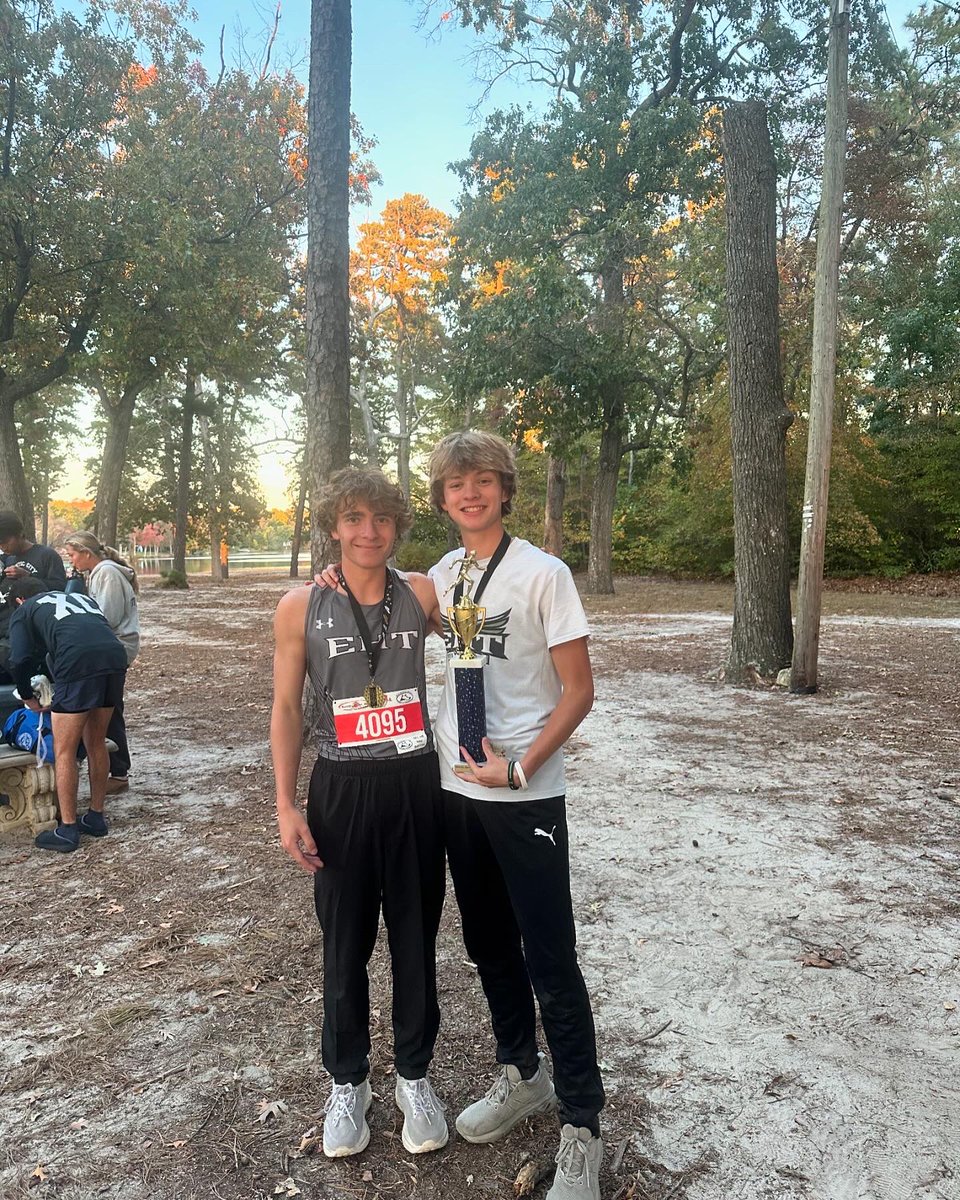 EHTCrossCountry tweet media