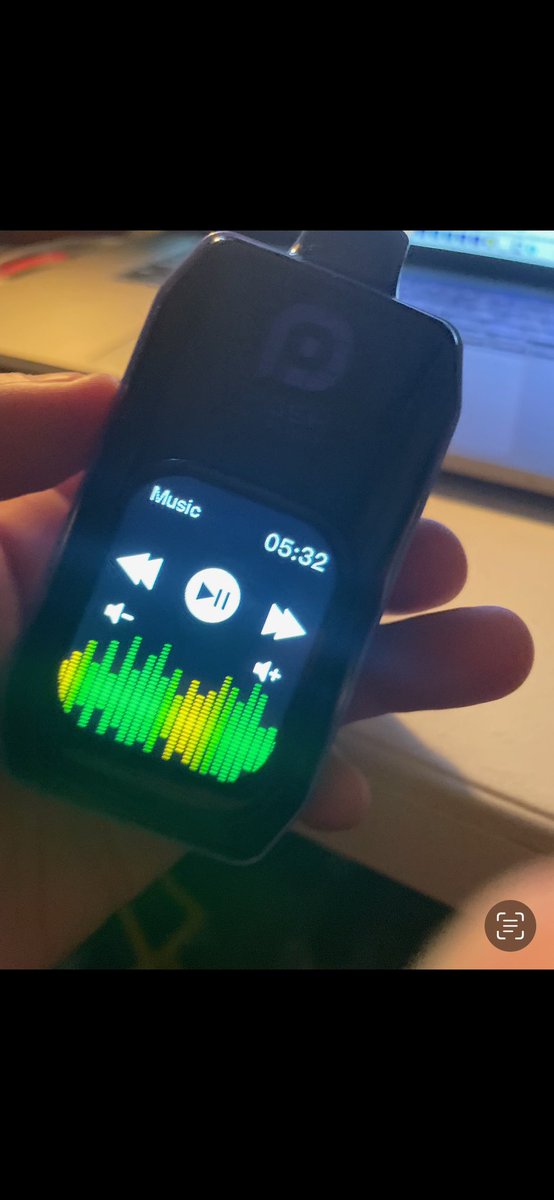 WesJake27's tweet photo. We could have had people out there trying to figure out ways to defuse and harness the energy of hurricanes but, instead they trying to figure out how to turn a disposable vape into a cell phone https://t.co/G1xSJqXr9b