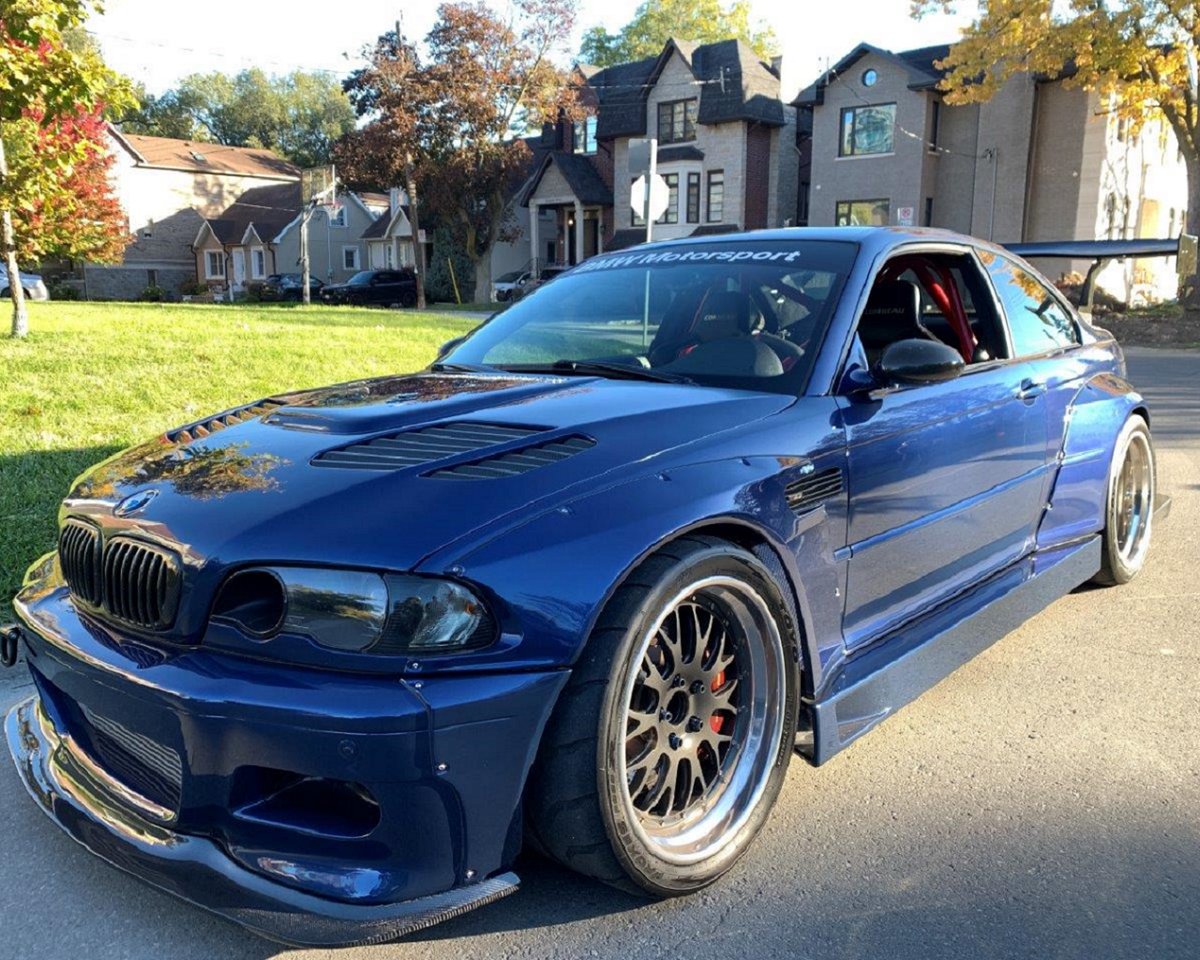 CollectorCarCan's tweet photo. Hot M-Series - Daily Driver (Ont. safetied) or take 'er to the track.  Over-the-top '03 M3.  Online Auction NOW.  🇩🇪🚙👌😁🏁  https://t.co/K1aTSkwNrU https://t.co/Aq7Qrk1uHU