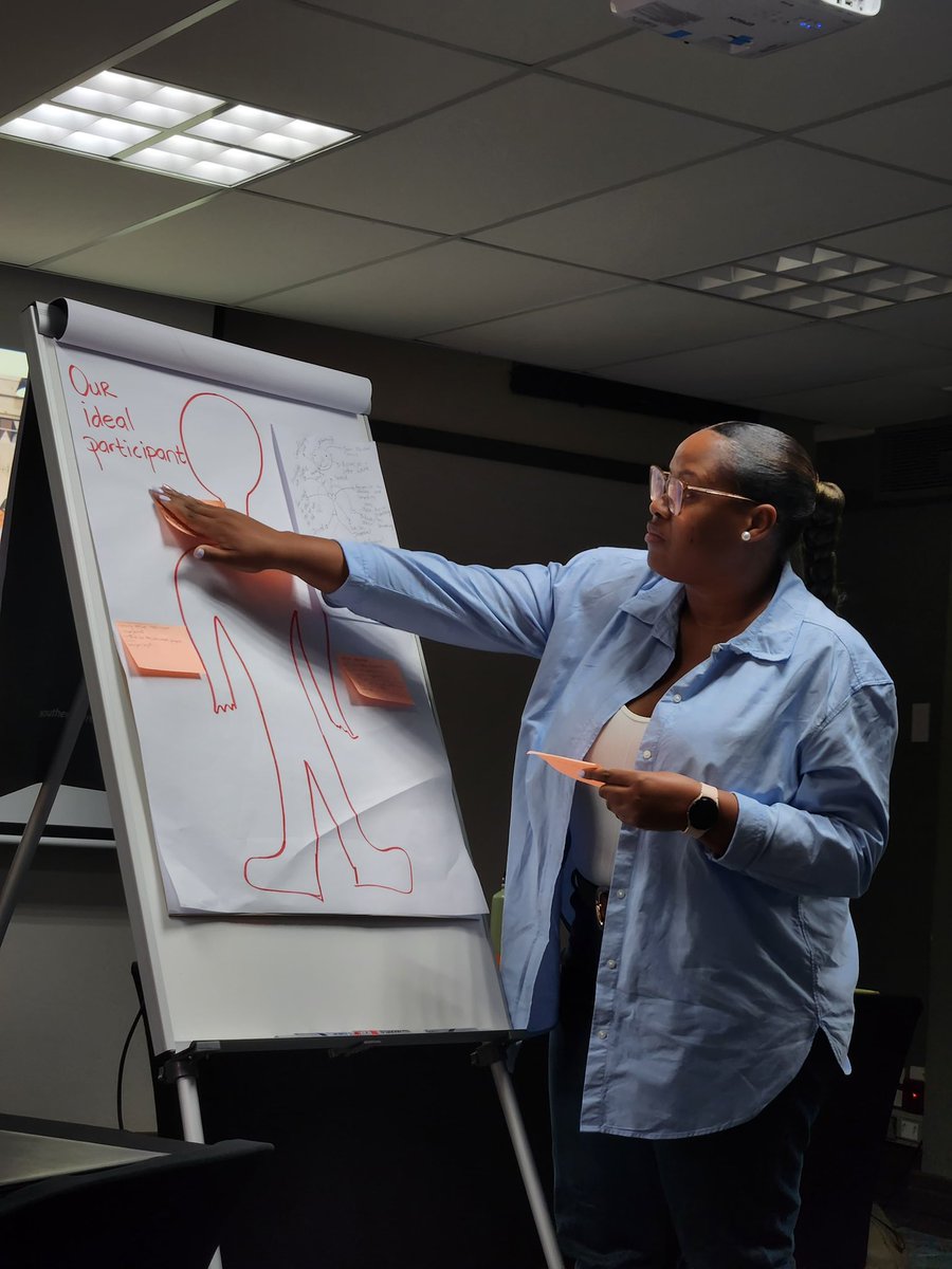 FES_SouthAfrica's tweet photo. The Fort Hare Autumn School Graduation weekend has officially begun! 🎉 We kicked things off with a curriculum review led by our committee, focused on enriching the learning experience and paving the way for future excellence in the FHAS programme. 📚✨

#FHAS23 https://t.co/3I3a7ijqN7