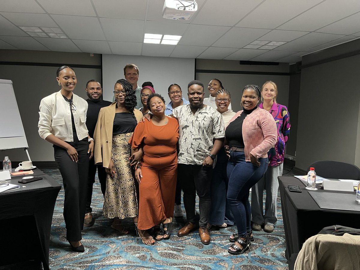 FES_SouthAfrica's tweet photo. The Fort Hare Autumn School Graduation weekend has officially begun! 🎉 We kicked things off with a curriculum review led by our committee, focused on enriching the learning experience and paving the way for future excellence in the FHAS programme. 📚✨

#FHAS23 https://t.co/3I3a7ijqN7
