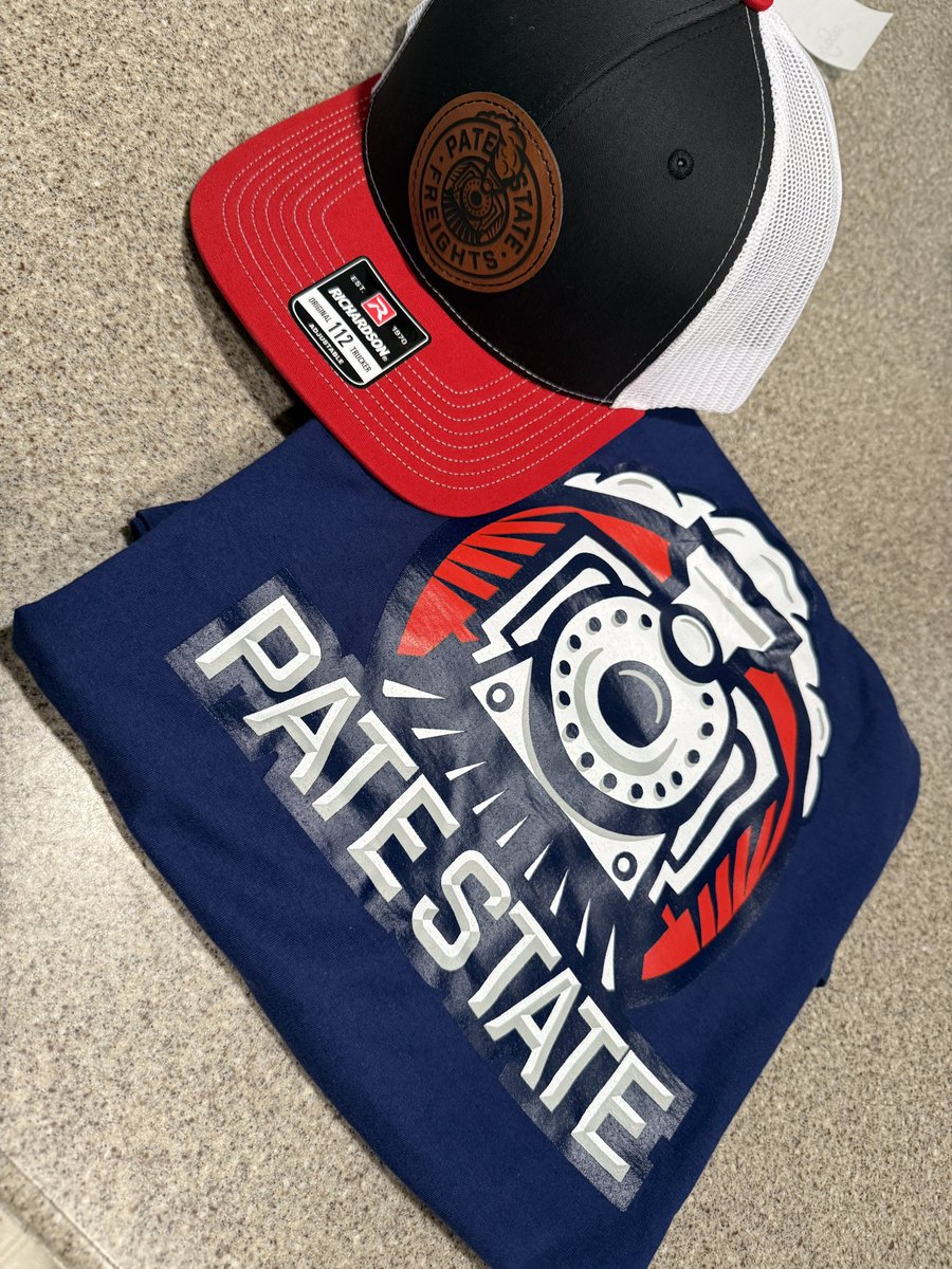 SportsxFanattic's tweet photo. Came home for lunch to a much awaited for package!! @JoshPateCFB Love the new Merch.!! @PateStateMat The hat &amp; shirt are spot on! 

#PateStateFreights https://t.co/D8hrDkTG60
