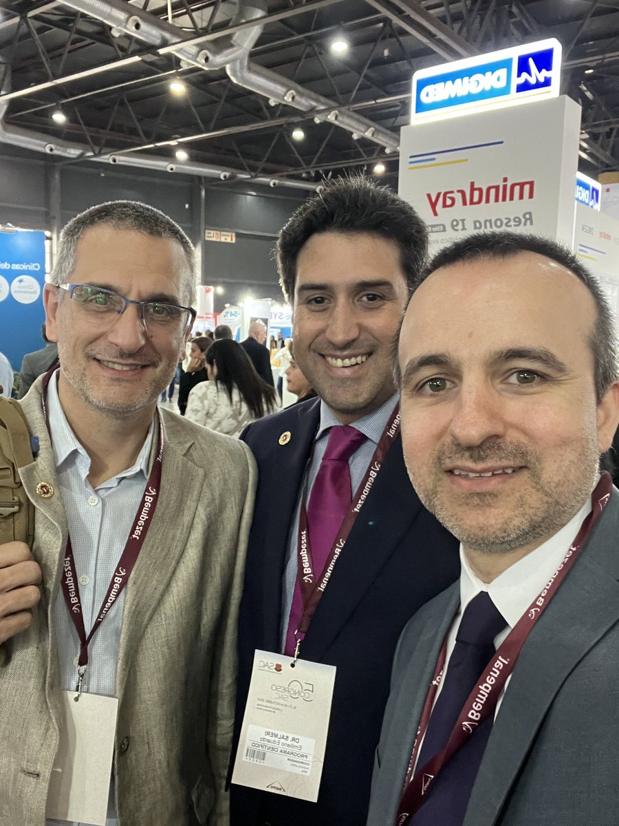 gonzaeperez's tweet photo. #Selfitis con @dresalmeri y Mariano Giorgi 
Congreso #SAC24 @SAC_54 https://t.co/pVtBTWy3ce