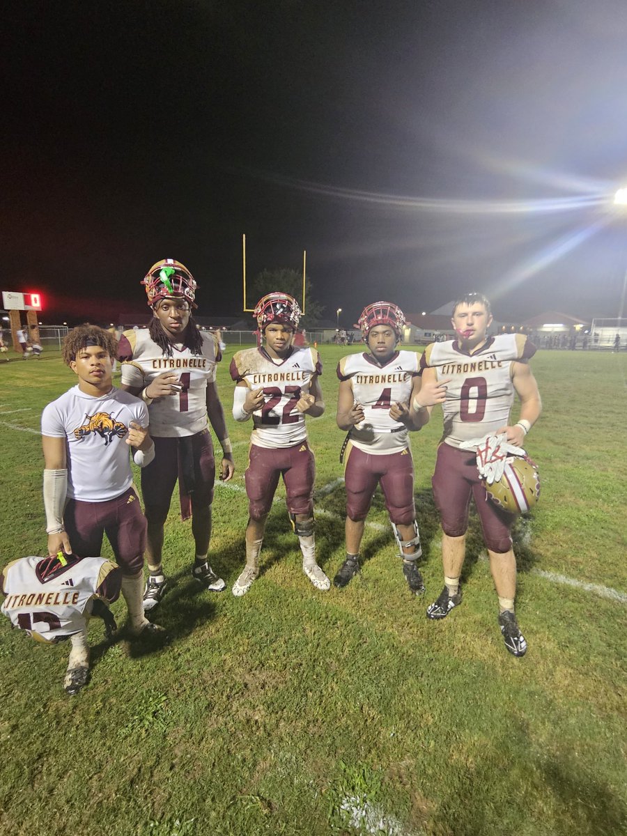 MY BOYS SHOWED OUT LAST NIGHT.. LOCKED IN 3RD SEED IN THE PLAYOFFS, ITS STARTING TO GET SERIOUS NOW. LOVE MY WHOLE TEAM <a href="/CoachRowell22/">Jason Rowell</a> <a href="/peanutreid11/">James Reid</a> <a href="/Eliparker1P/">Elijah Owens</a> <a href="/ccnoyd_/">Curvin “cc” noyd</a> <a href="/KemarkysHoward/">Kemarkys Howard</a> <a href="/jpc2026/">Jeremiah Connolly</a> <a href="/AlabamaFTBL/">Alabama Football</a> <a href="/AuburnMade/">Auburn FB Recruiting</a> <a href="/247Sports/">247Sports</a> <a href="/OleMissFB/">Ole Miss Football</a> <a href="/DownSouthFb1/">Down South</a> <a href="/GCoastAthletics/">Gulf Coast Athletics</a>