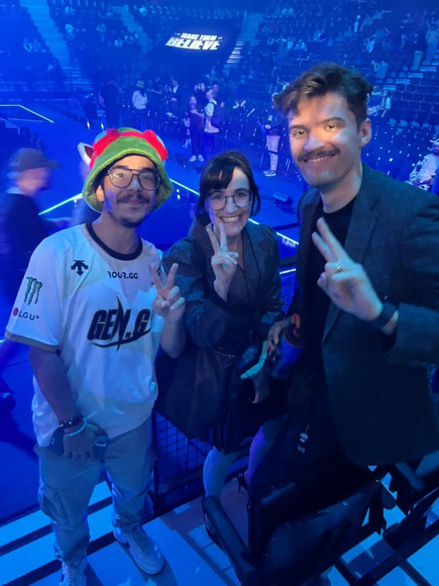 Met these INCREDIBLE PEOPLE, THE GOATS ❤️ 2 more days of absolute banger series !