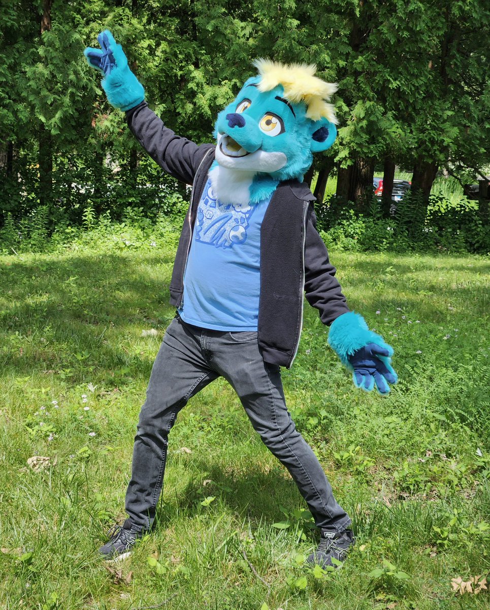 PJCatStudio's tweet image. It's Key! 🦦🎹✨