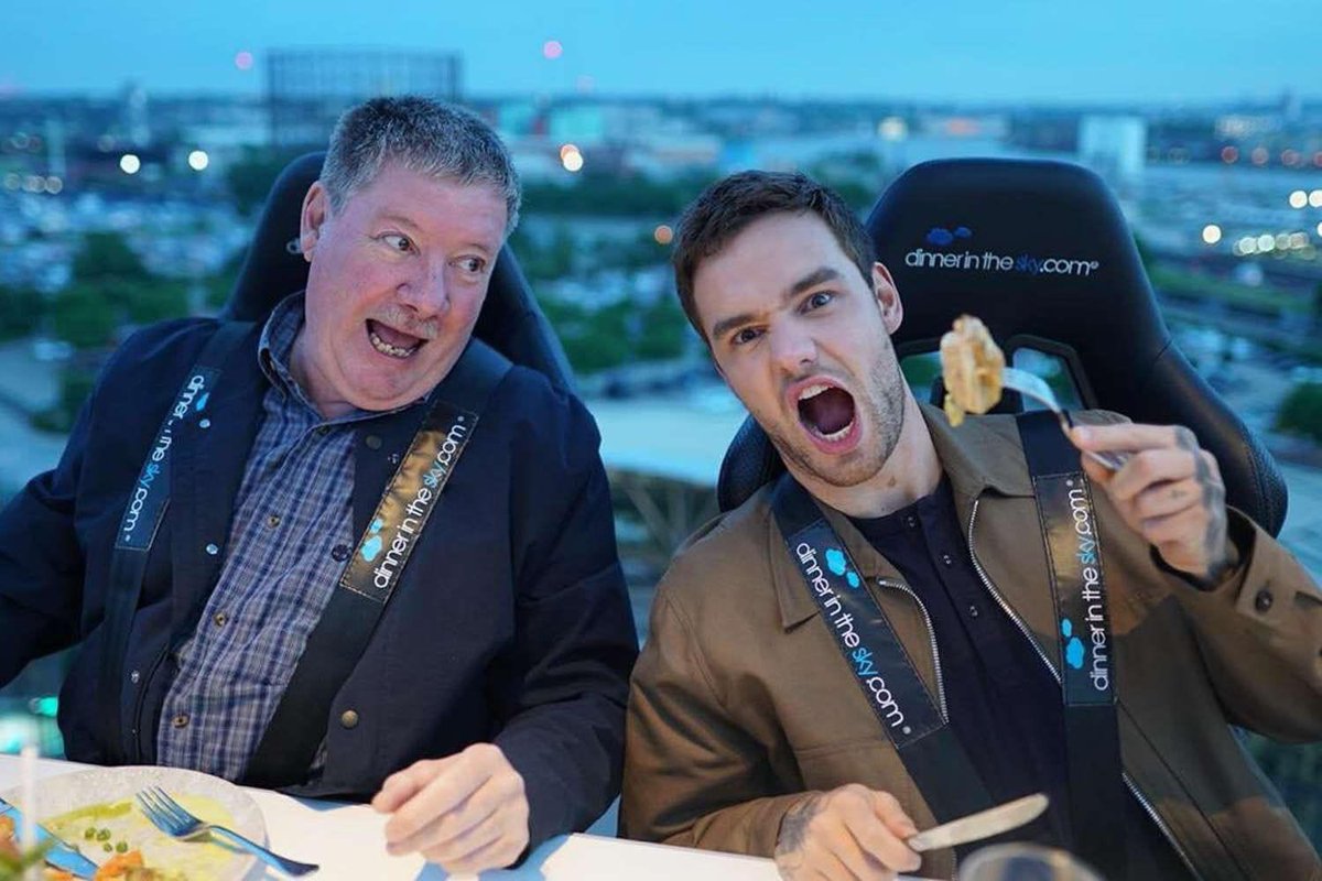 🗞️ Mercedes Ninci contó que el padre de Liam Payne, Geoff, llegó a la Argentina durante la madrugada para acelerar los trámites de repatriación del cuerpo de su hijo

Se encuentra acompañado por funcionarios del consulado de Gran Bretaña