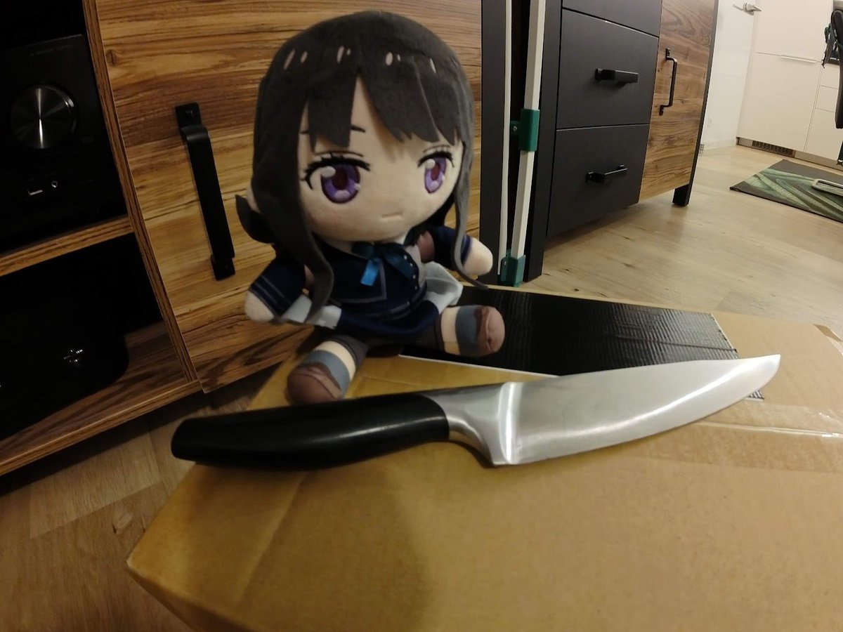 LycoRecoPlush's tweet photo. @yoimnotsecond @TheAlcesh the surveilance and protecc team has been dispatched.
be nice to the plushie or suffer the bubbly consequences! https://t.co/KMgQwMJSYr