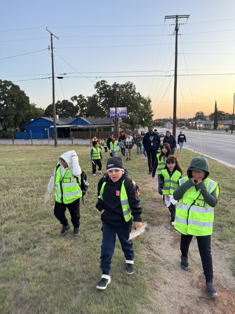 Walking School Bus was a huge success! A huge thanks to all the students and parents who attended. A huge shoutout to Ms. Patron and Mr. Jackson; As well as our amazing principal Ms. Myers. The next Walking School Bus will be sometime in the Spring, so I hope to see everyone