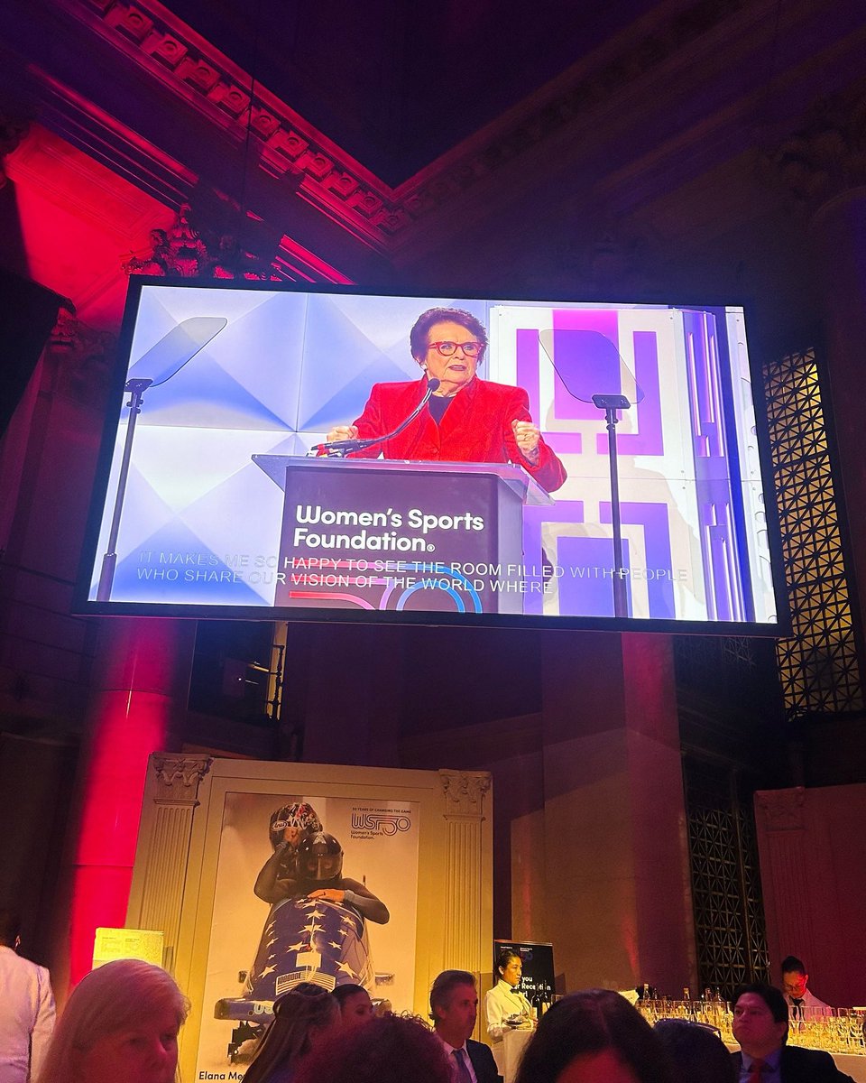 Ali Truwit tweet media