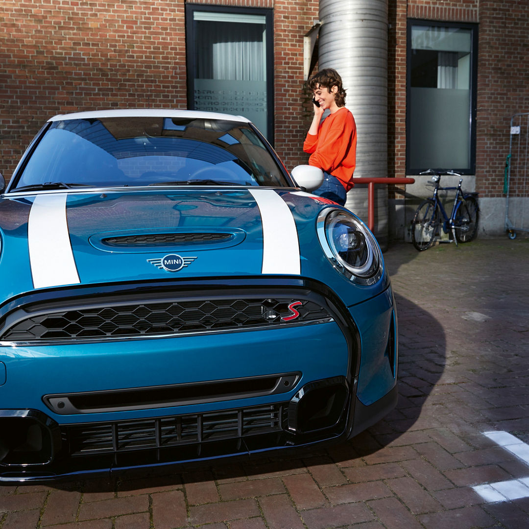 AnnapolisMINI's tweet photo. 😋 Got 99 problems but a new MINI ain't one! Check out our specials and drive home your new MINI for less! 🎶 #MINISpecials #MINISavings

https://t.co/vVfdlcXxqn https://t.co/9ncJPNia5D