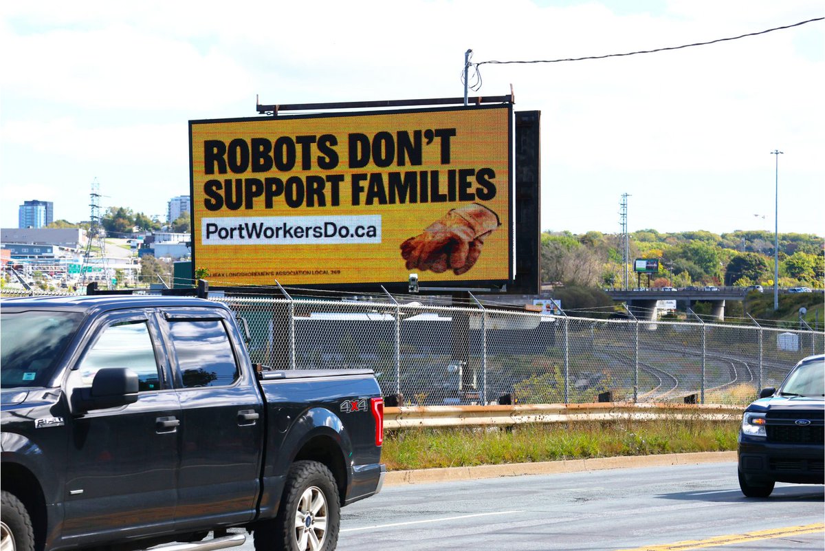 HalifaxInterna1's tweet photo. 🛑 Halifax’s port is more than a global gateway—it’s a backbone for thousands of families. PSA’s automation plan would hurt our community, replacing workers with robots. Halifax deserves better! 

Let’s push back against PSA’s plan—take action now! 📢 

https://t.co/7uAf9SP9wC https://t.co/JTPakcbSik