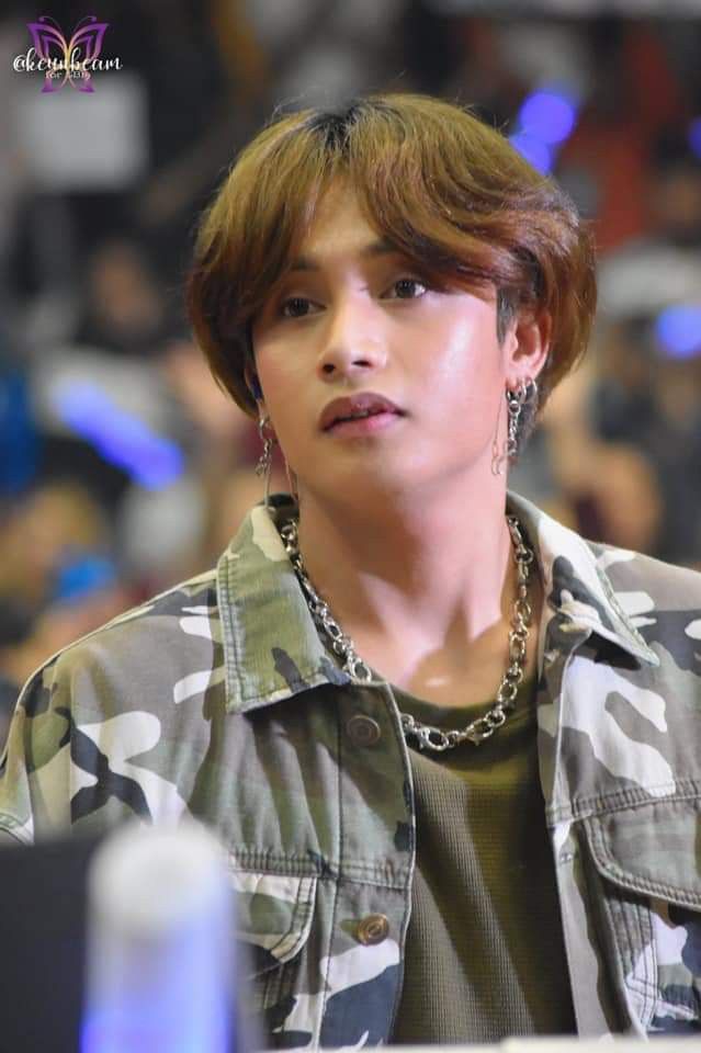 haliyanibulan27's tweet photo. uuurrgghhhhh yung face card mo zer bakit ganon😵‍💫😵‍💫😵‍💫
@felipsuperior #SB19_KEN https://t.co/pq1dNaHYUt