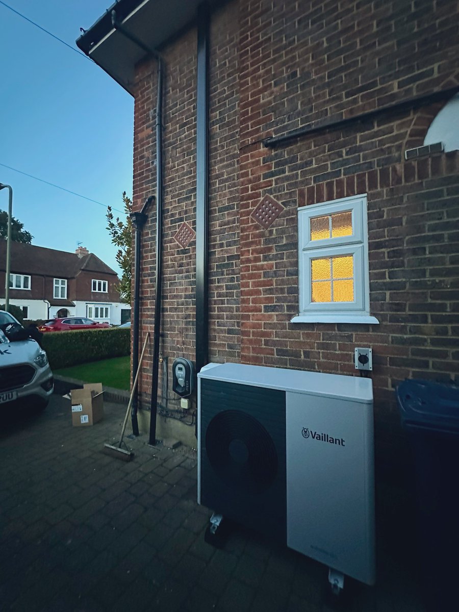 Alex Winters tweet media