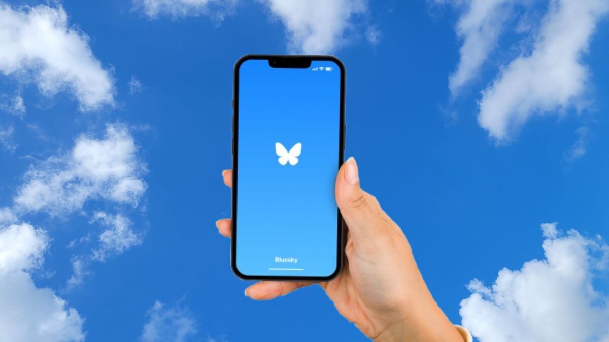 If you're looking to finally leave Elon Musk's X, Bluesky is one of your best alternatives—and there's a web extension that will easily help you find all of your X followers there.
Link:
lifehacker.com/tech/use-this-…