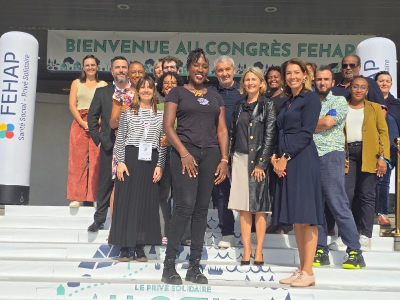 Maupertuis_N's tweet photo. À l’occasion du congrès de la @FEHAP_actu à Aiacciu, échanges enrichissants avec la Fédération des dispositifs d’appui à la coordination de santé. Merci à Marion Bru, Présidente, aux DAC ultramarins et au DAC corse, porté avec dynamisme par Santa Ottavi. https://t.co/i2PDpTheW4