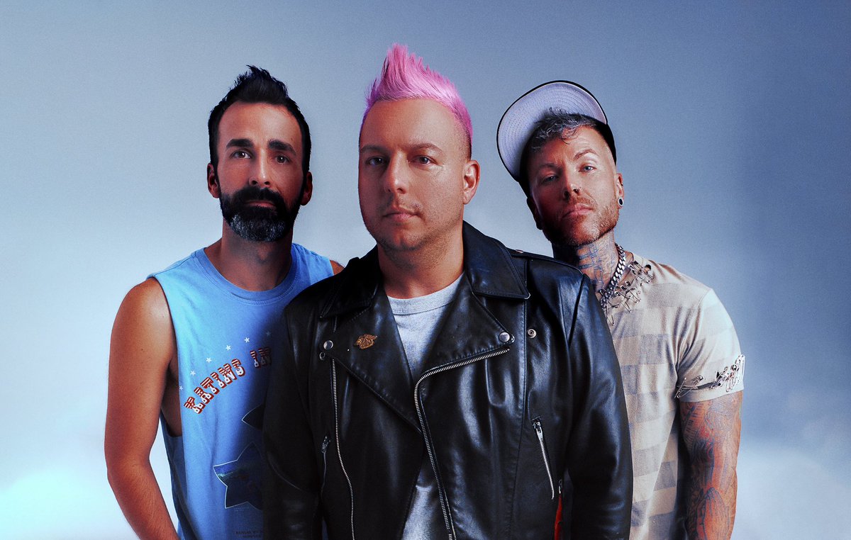 Kamakazi tweet media