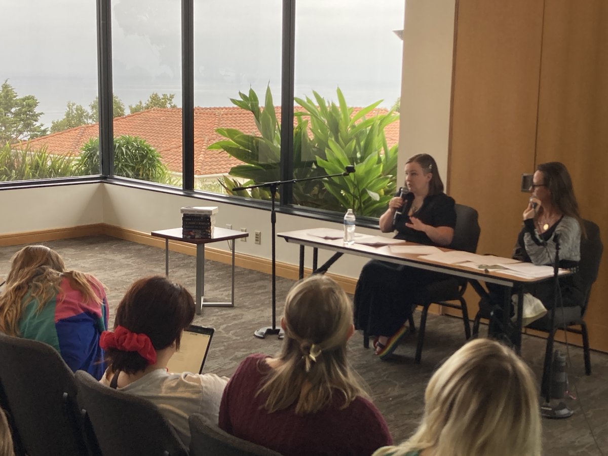 RobbieMaakestad's tweet photo. We had the pleasure of @kierstenwhite visiting the @plnuwritingma program this week as a visiting fiction writer. She gave generous writing feedback to students in the afternoon and read from LUCY UNDYING in the evening. Such fun learning from her! https://t.co/ZI8qvBWc9b