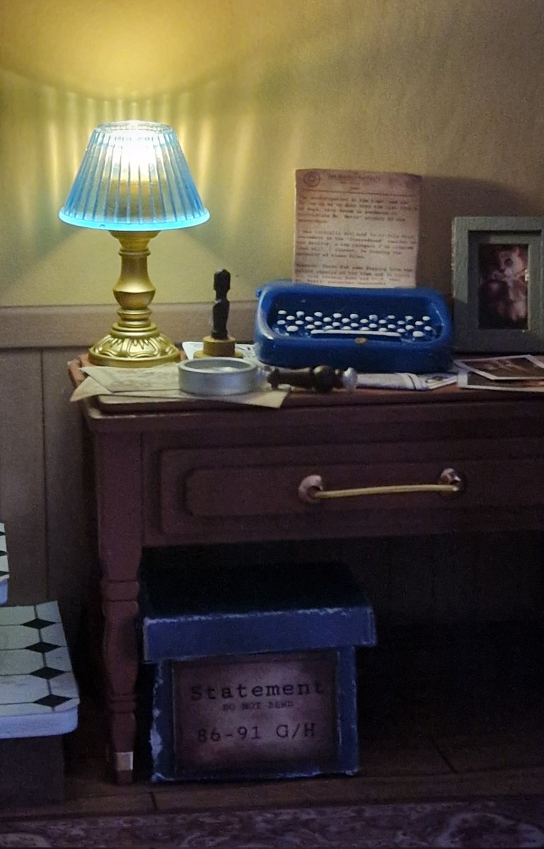 Working on a Magnus Institute themed miniature!

#TMA #MagnusPod #TheMagnusArchives