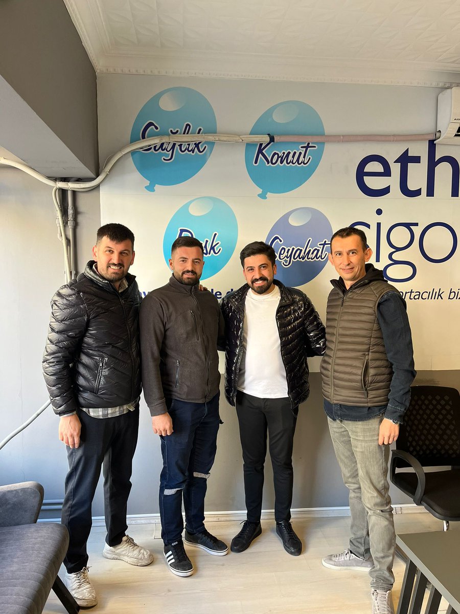 akparticubuk's tweet photo. Sivil Toplum Halkla ilişkiler Birimimiz esnaf ziyaretlerinde bulundular.

Hayırlara vesile olsun. https://t.co/bbMwgO6S8B