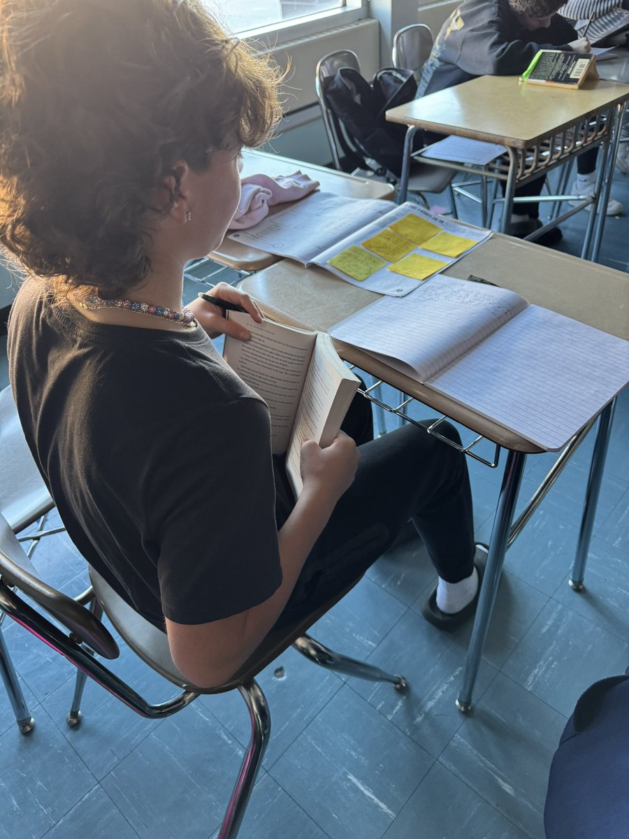 Mrs. Levine tweet media