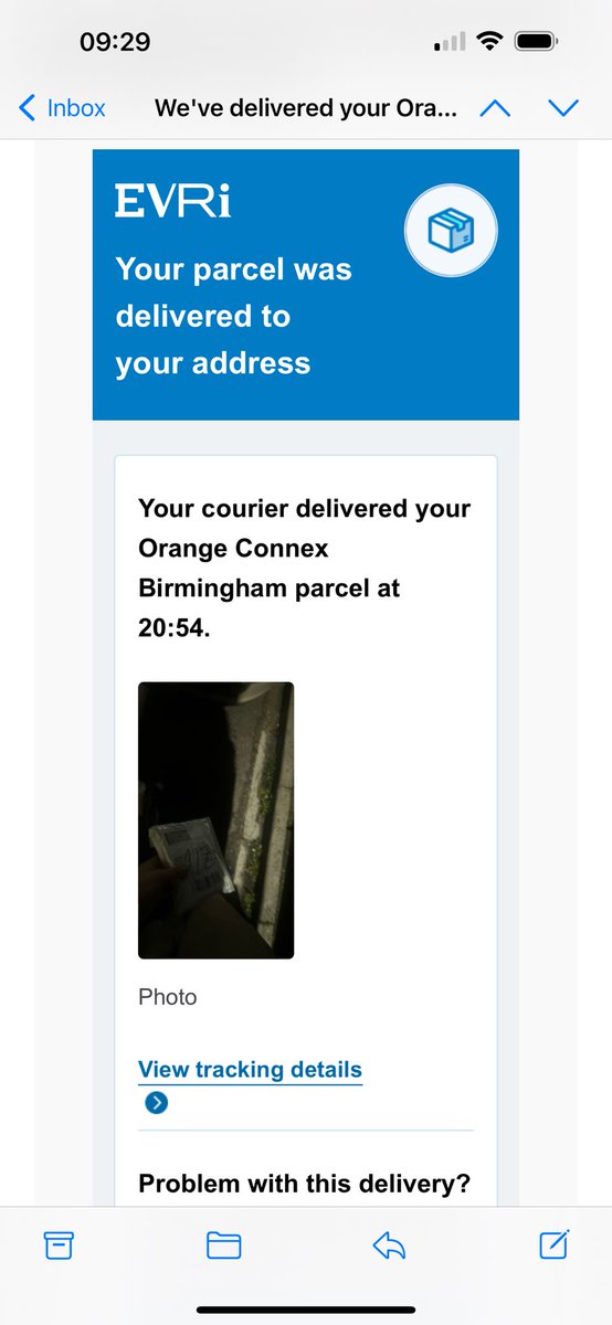 Anyone have any ideas what this photo shows? It is supposed to show my Evri delivery. But there was no delivery. And, strangely, several of my neighbours were sent exactly the same photo by Evri claiming it shows their deliveries too.