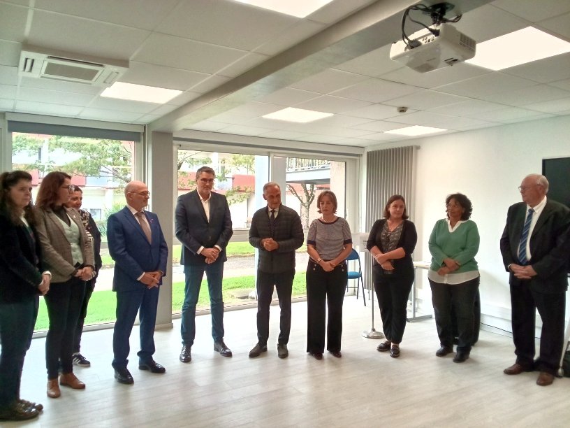 CH Libourne (@ch_libourne) on Twitter photo #inauguration ce vendredi au Centre Hospitalier Sainte Foy la Grande, du premier Centre Périnatal de Proximité des Mille Premiers Jours de Nouvelle-Aquitaine ! Avec <a href="/ARS_NAquit/">ARS Nouvelle-Aquitaine</a>, l'équipe de la maternité du CH Libourne et les sages-femmes de Bergerac ✨🤱
#lesmillespremiersjours #inauguration ce vendredi au Centre Hospitalier Sainte Foy la Grande, du premier Centre Périnatal de Proximité des Mille Premiers Jours de Nouvelle-Aquitaine ! Avec <a href="/ARS_NAquit/">ARS Nouvelle-Aquitaine</a>, l'équipe de la maternité du CH Libourne et les sages-femmes de Bergerac ✨🤱
#lesmillespremiersjours