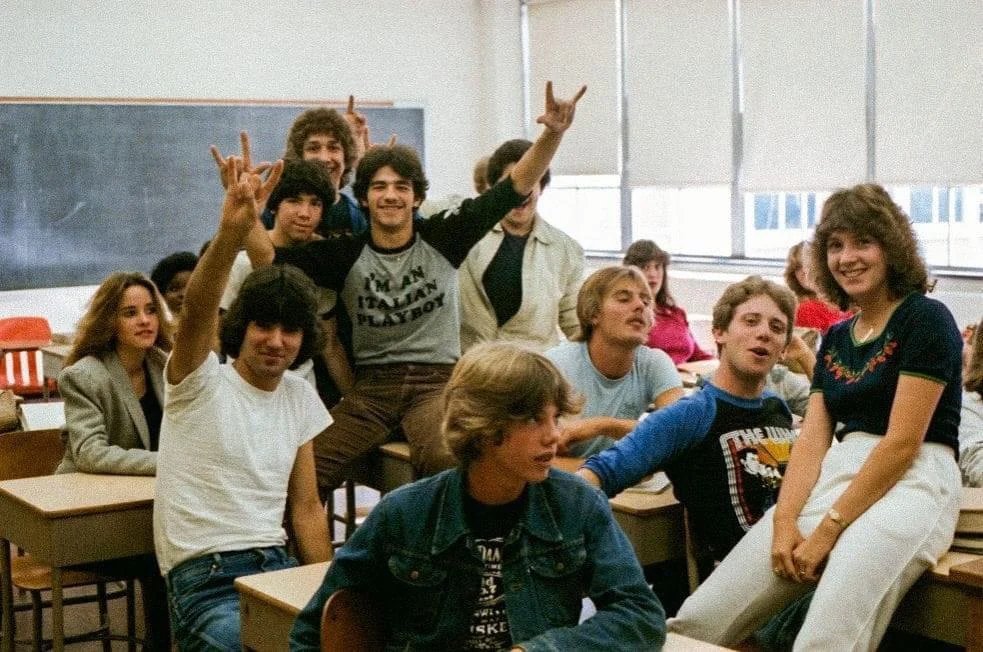 13. Estudiantes de secundaria, 1981.