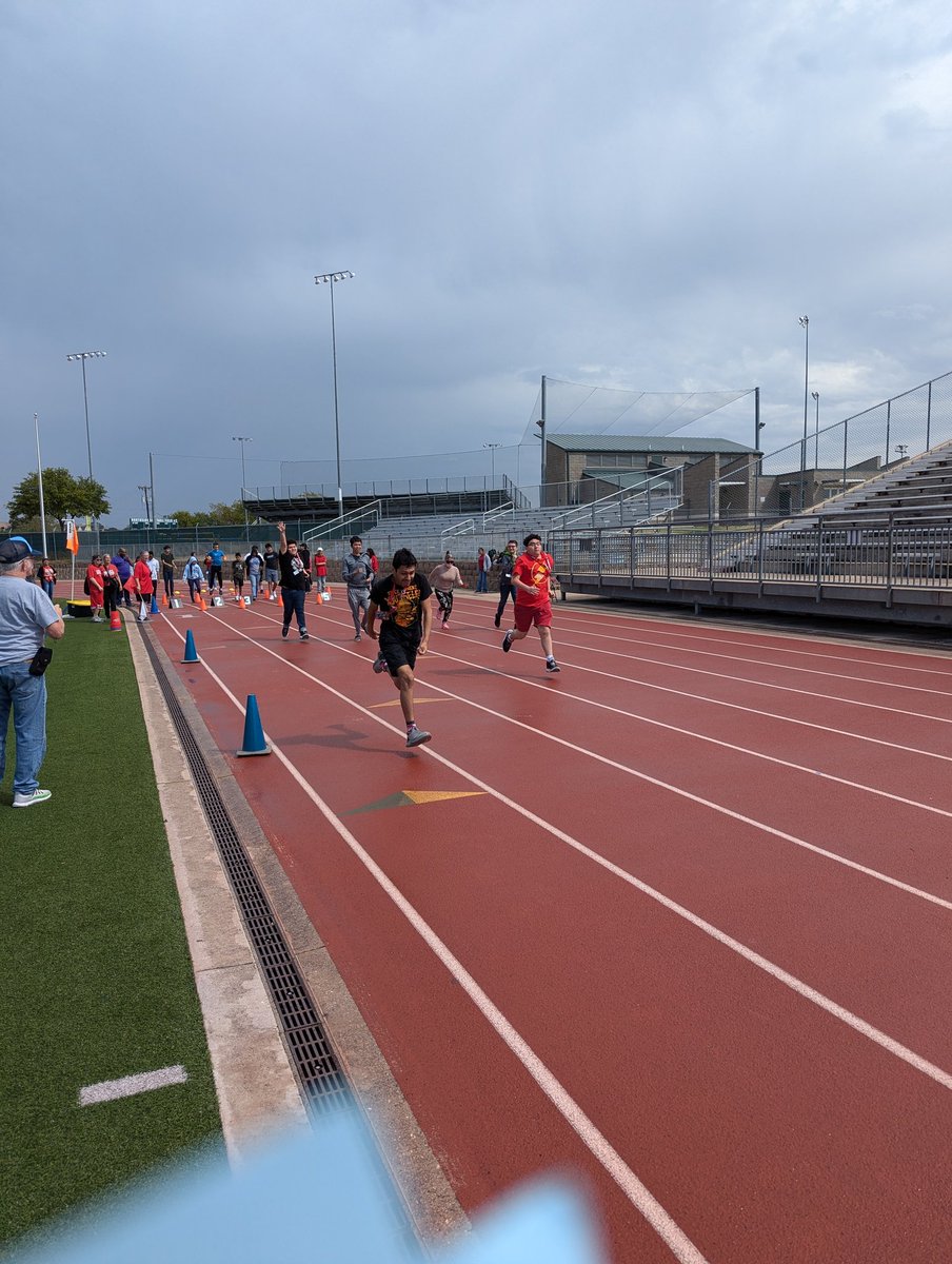 TaftOlympians's tweet photo. Today was our Track and Field Prelims... We had a great time. https://t.co/XBamcwshct