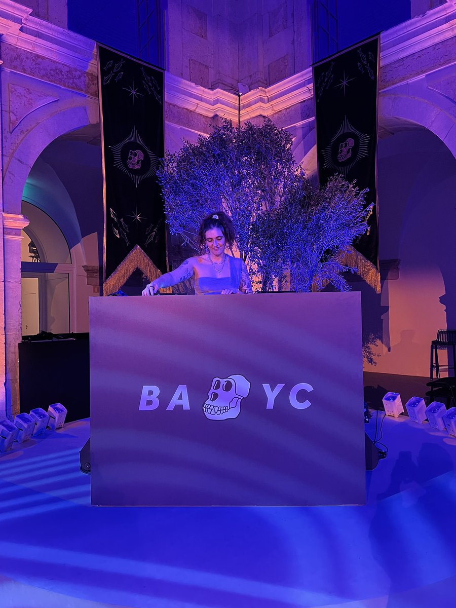 BaronVonHustle 🍌 tweet media