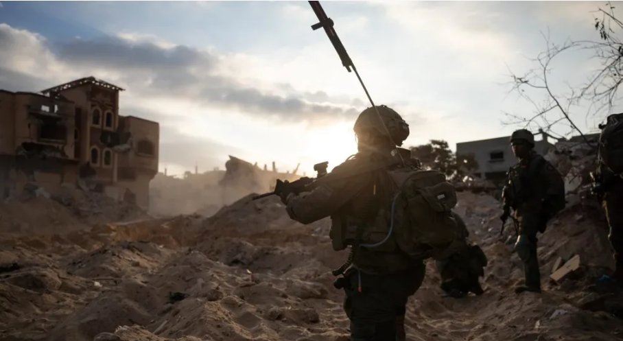 Defensa_Israel's tweet photo. La muerte de #Sinwar - La historia oficial
🇮🇱🔥🇵🇸 - Parte 4
- Elementos de limpieza de explosivos junto a equipos operativos del Shin Bet llegaron al lugar e iniciaron las pruebas forenses para confirmar la identidad de Sinwar. 
- Según Tzahal, "Esta operación se produjo tras varios meses de combates durante los cuales la División 162 destruyó completamente a la Brigada Rafah y al Batallón Tel al-Sultan de Hamás, eliminando a cientos de terroristas. Estas acciones acorralaron a Sinwar, impidiendo su escape y preparando el terreno que desembocó en su eliminación".
Fin del Comunicado ✍️  Like  👍