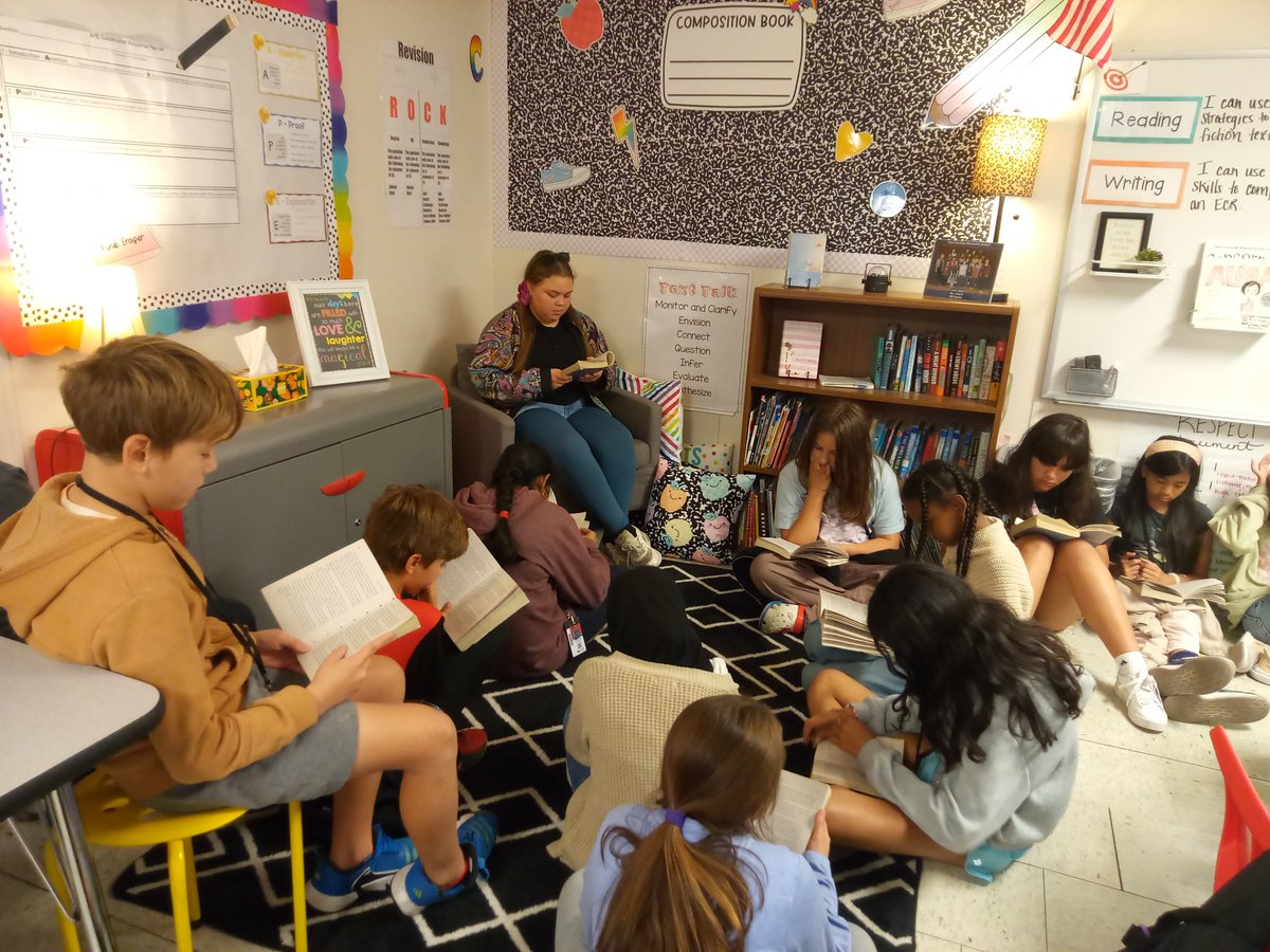 sgstapel's tweet photo. Our MHS practicum student is making such an impact in our 5th grade classroom.  It so exciting to watch Cardinals teach Cardinals! ♥️ #HMEproud @melissaisd https://t.co/G0pSYoJEyw