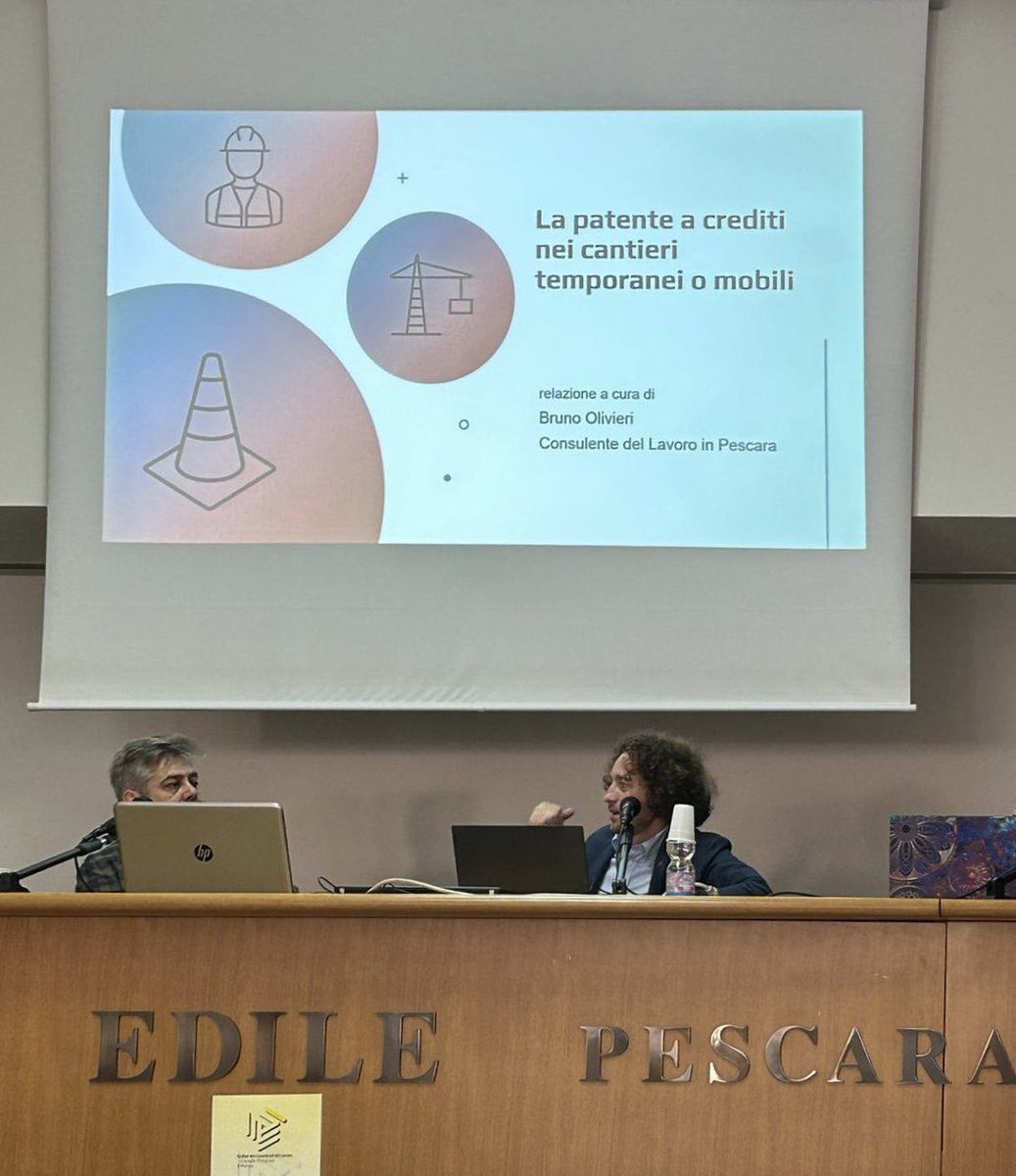 dott_olivieri's tweet photo. Una mattinata di intenso e interessante confronto professionale sull’attualissimo tema della #patenteacrediti nei #cantieri temporanei o mobili.

#consulentidellavoro
#formazione
#studiocommercialeolivieri
#linformalavoro
#professionistiaserviziodellaconoscenza https://t.co/zF0s57Y4xs