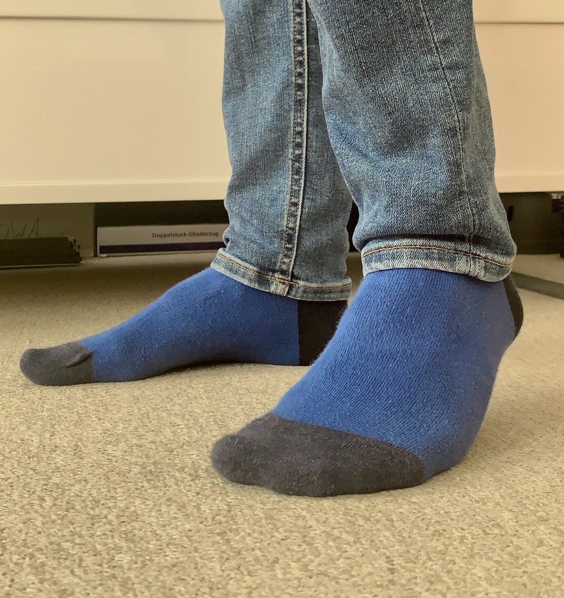 92socken's tweet photo. #socks #socken #bluesocks #sockedfeet #sockslover https://t.co/djGiTRQO2C