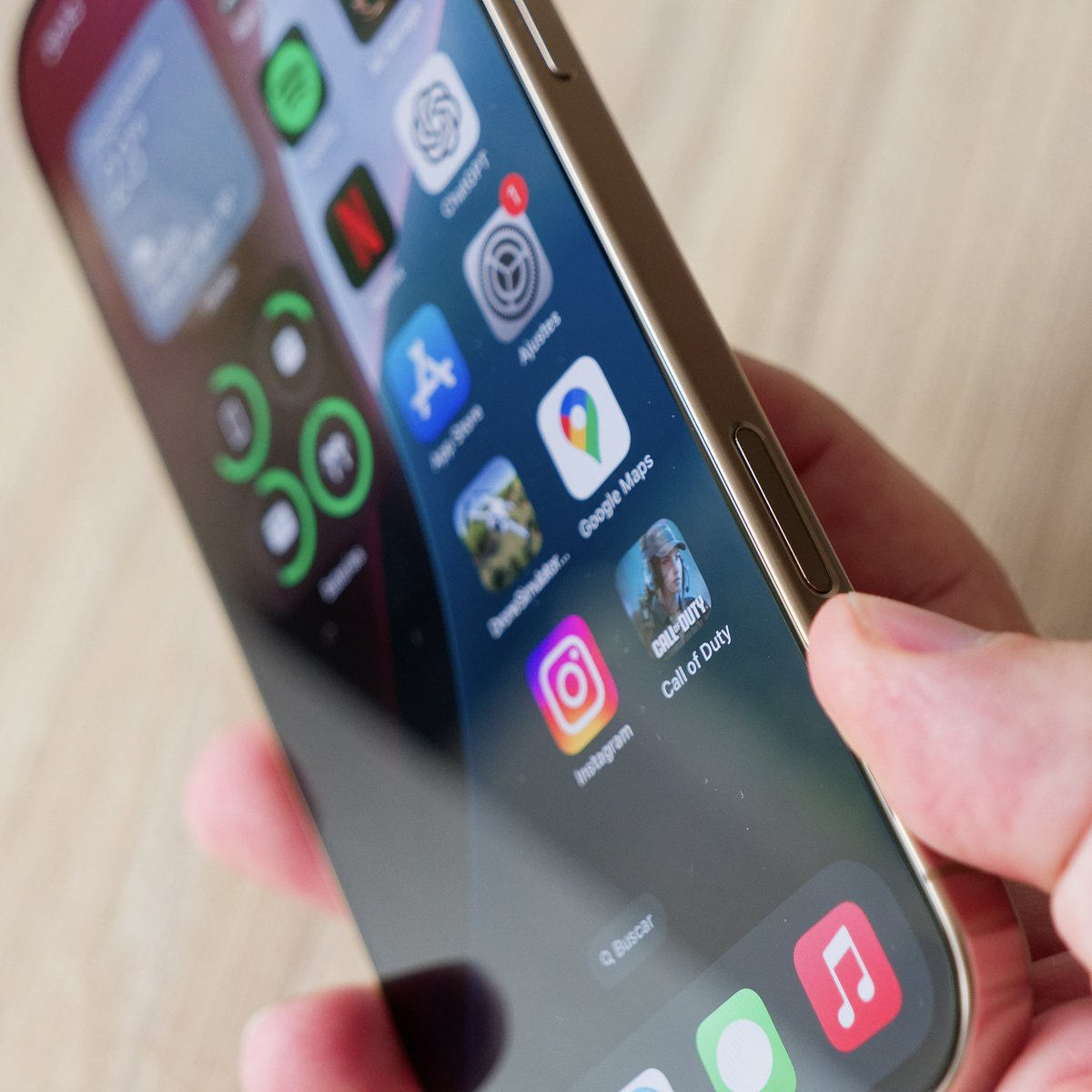 iPhone 16 Pro Max
✅ Pantalla 6,9” Pro Motion
✅ Chip A18 Pro
✅ Grabación 4K a 120fps
✅ Autonomía de 2 horas más
❌ Botón de cámara incómodo
❌ Lentes que sobresalen
❌ Precio: desde 1.469€
youtu.be/ftSIlAqyCEE
#iPhone16ProMax #Apple #Tecnología #Review