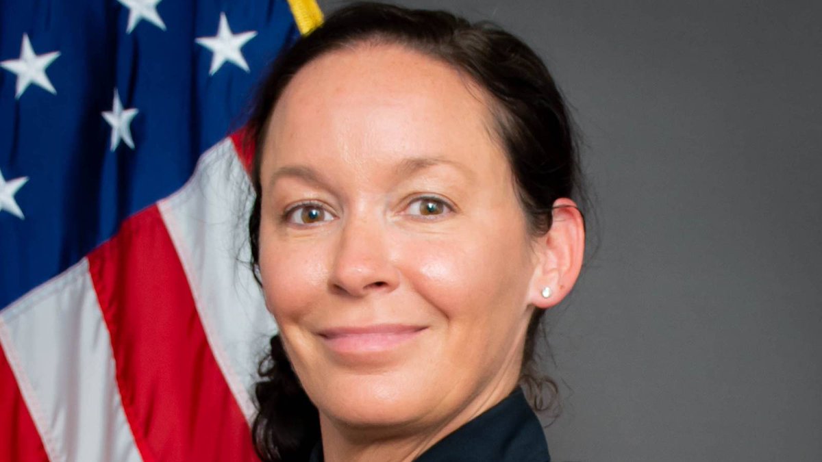 3onyourside's tweet photo. Records state MPD officer Arica Hutchinson “used her position in law enforcement” to “enter fraudulent data” into the Crime Stoppers database, then had a person named “KB” to receive rewards for tips. 
WREG Investigates: https://t.co/5s8SgwZqPf https://t.co/RBdfX9BenE