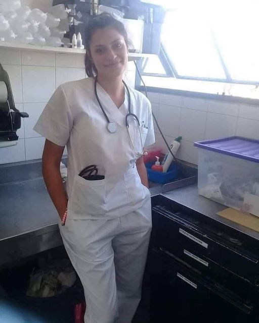 Romkinja je i studira medicinu – četvrta godina! 📷
Poštujmo je sa jednim 🥰🥰🥰