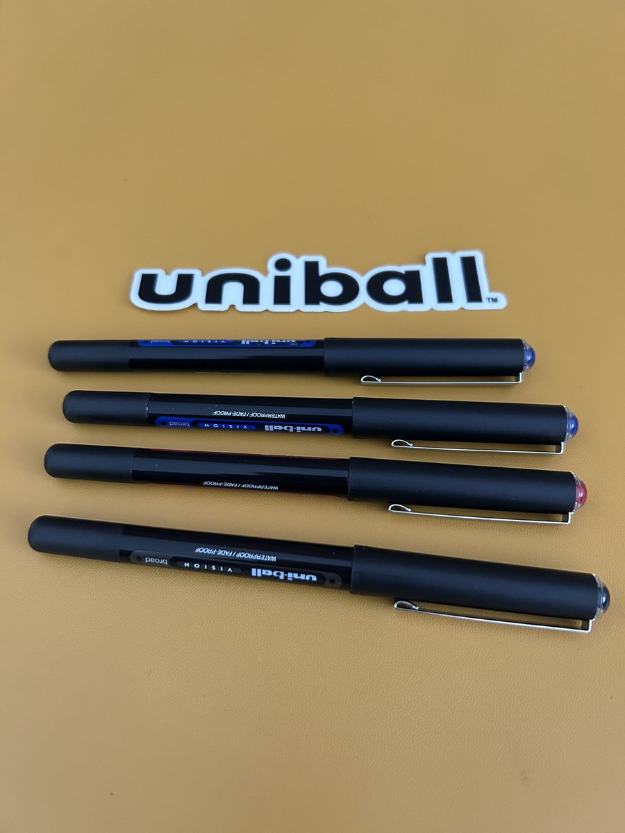 motcanada's tweet photo. @UniBall_USA was kind enough to send me replacement pens after I made a claim. If you’re particular about your pens (like me 🙄) and prefer thick-tipped pens, I highly recommend their “vision-broad” 💟 Great customer service! https://t.co/DEJG1b1Cn3