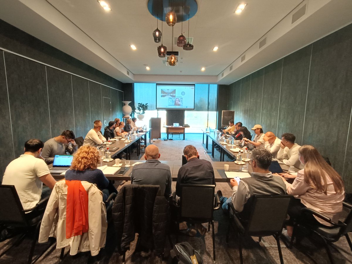 Esta semana asistimos a la reunión del proyecto Europeo REPORPUSE en Nijmegen (Holanda) sede del partner Photo Mission. Primeros resultados de desarrollo de materiales plásticos. Más info buff.ly/489bwRv