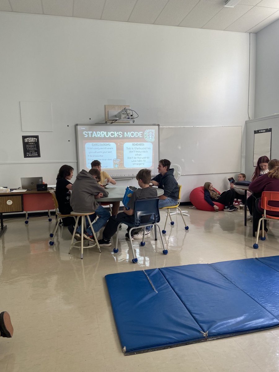 JaniceSlaney's tweet photo. Starbucks Hour in Language 8C for independent reading and novel work was a success 📖#languagearts8 #starbuckshour #friday @pjhspanthers @NLSchoolsCA https://t.co/CdSMUyOlwl
