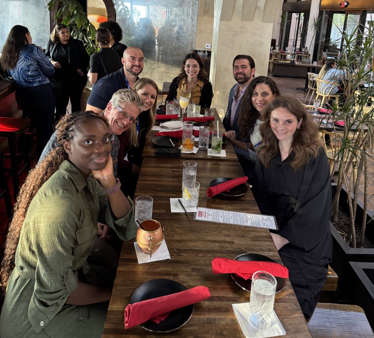 Achieved getting the gang together! TY #IDWeek2024 for the chance to gather members of the peds ID <a href="/SIDPharm/">SIDP</a> fam, in person🤩. Hoping to make this meet up of peds ID pharmacists a tradition 💯
