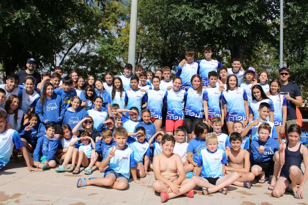 CNDosHermanas's tweet photo. ¡YA ESTAMOS DE VUELTA!

EL CN2H comienza mañana una nueva temporada de competiciones con la máxima ilusión de seguir disfrutando y creciendo como club en todas las categorías 

Mañana 1° Jornada Provincia Infantil-Junior- Absoluta en la Rinconada. ¡

¡VAMOS EQUIPO! ¡VAMOS CN2H! https://t.co/UGARcGnv9J