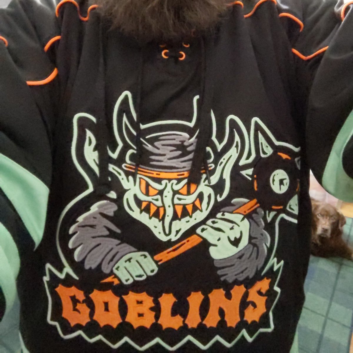 sprngr_'s tweet image. You gotta support the team 🤘 @wizardofbarge